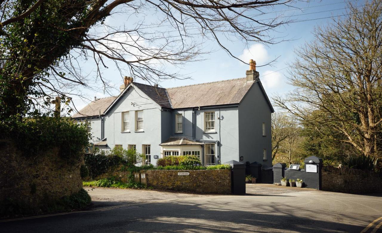 Castlemead By The Sea