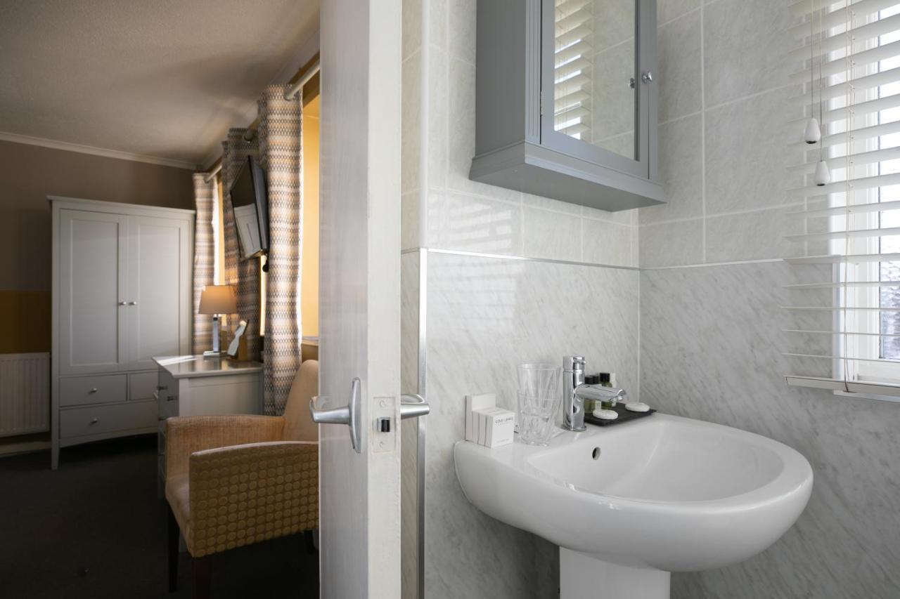 Castlemead By The Sea Hotel 4*