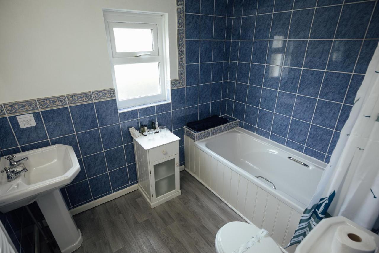 Castlemead By The Sea 4*