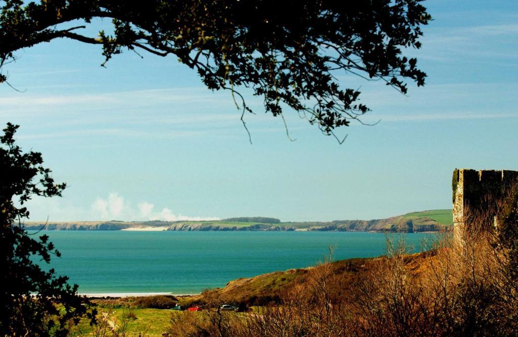 Castlemead By The Sea Hotel